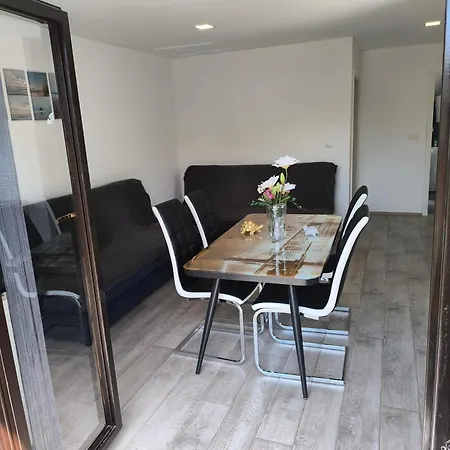 Apartman Jadranka *